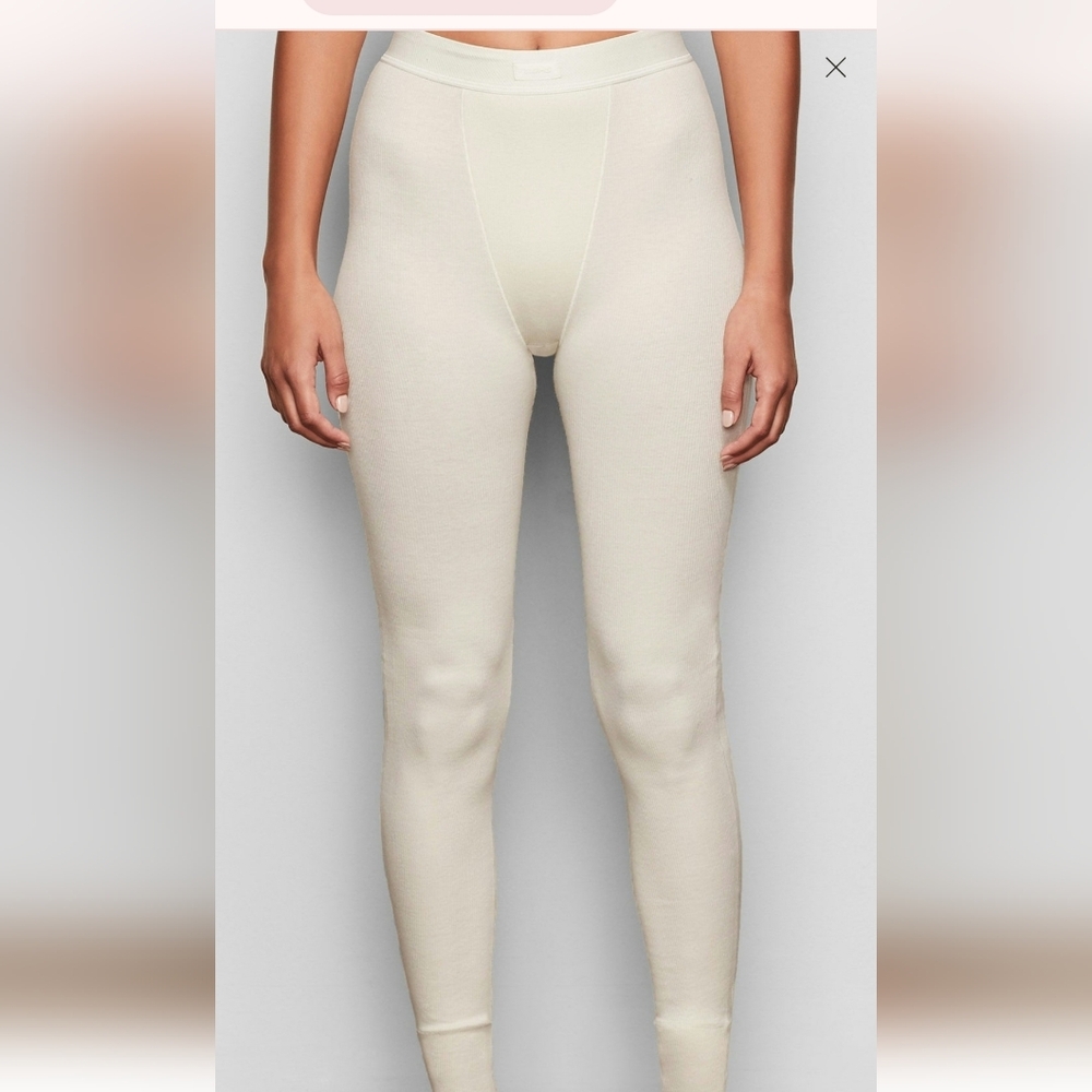 Cream Ribbed Leggings